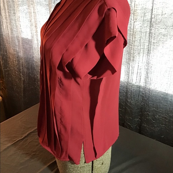 Steven Barry sleeveless top - Picture 2 of 4